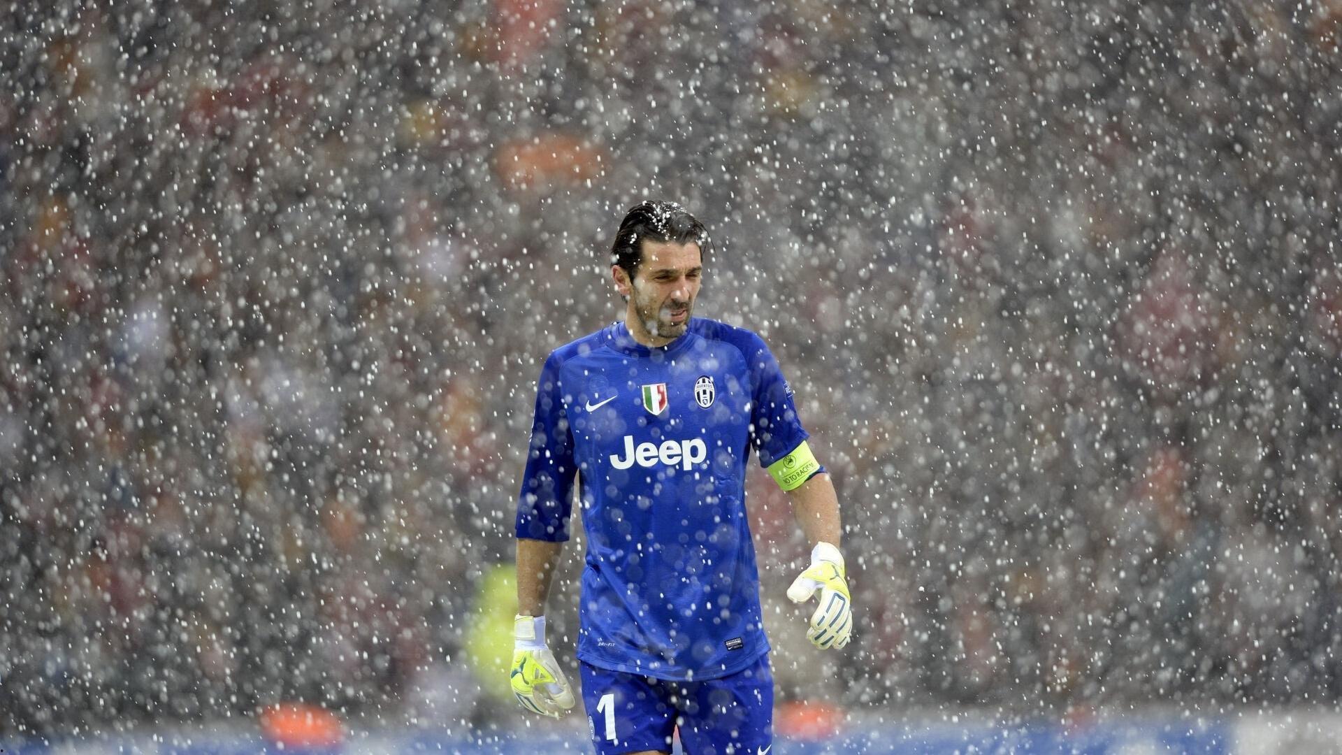 意甲焦点战，亚伯拉罕一锤定音，罗马力克强敌，穆帅执教里程碑之夜